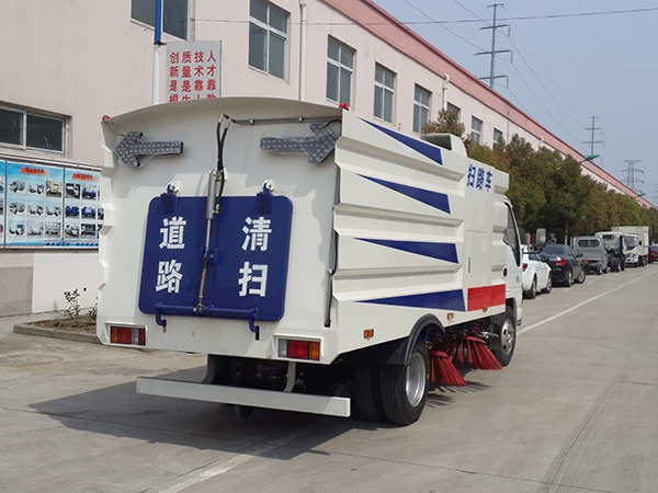 五十鈴掃路車國VI 五十鈴掃路車國VI