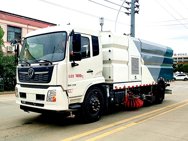 東風天錦洗掃車國六 東風天錦洗掃車國六