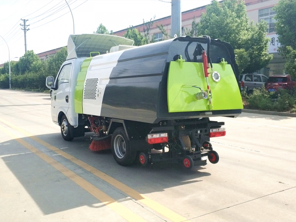 東風途逸掃路車國VI藍牌汽油機 東風途逸掃路車國VI藍牌汽油機