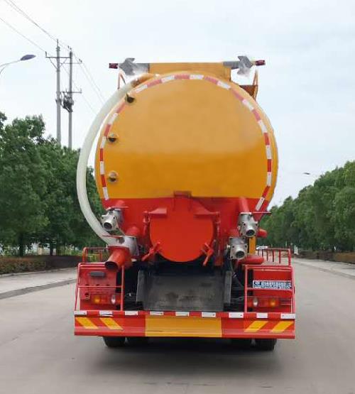 程力威牌CLW5185GQWD6型清洗吸污車 程力威牌CLW5185GQWD6型清洗吸污車