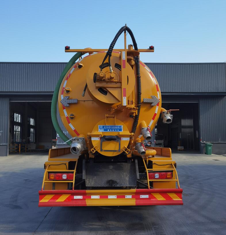 程力威牌CLW5250GQWS6型清洗吸污車 程力威牌CLW5250GQWS6型清洗吸污車
