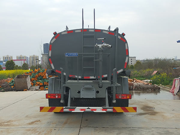 程力威牌CLW5161GSSD6型灑水車 程力威牌CLW5161GSSD6型灑水車