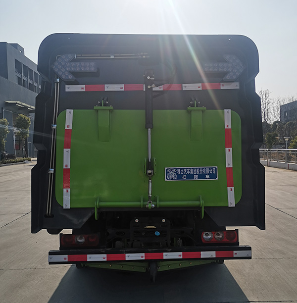 程力牌CL5030TSL6QZ型掃路車 程力牌CL5030TSL6QZ型掃路車