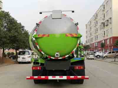 程力威牌CLW5182GXWD6型吸污車 程力威牌CLW5182GXWD6型吸污車