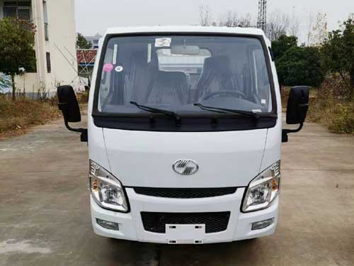 程力威牌CLW5040GXE6ZS型吸糞車 程力威牌CLW5040GXE6ZS型吸糞車