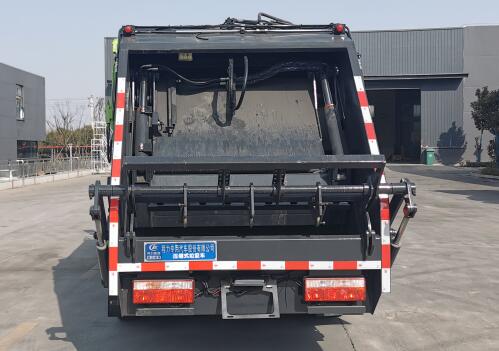 程力威牌CLW5071ZYS6WL型壓縮式垃圾車 程力威牌CLW5071ZYS6WL型壓縮式垃圾車