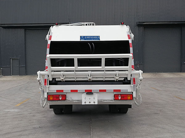 程力威牌CLW5120ZYSE6型壓縮式垃圾車 程力威牌CLW5120ZYSE6型壓縮式垃圾車