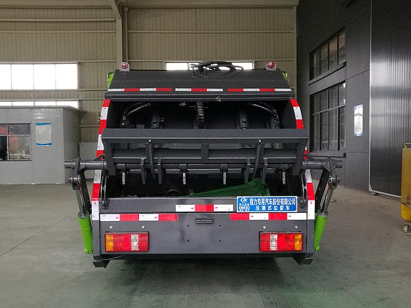 程力威牌CLW5041ZYSK6型壓縮式垃圾車 程力威牌CLW5041ZYSK6型壓縮式垃圾車