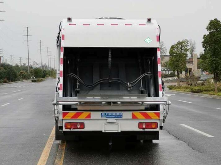 程力威牌CLW5120ZYS6WS型壓縮式垃圾車 程力威牌CLW5120ZYS6WS型壓縮式垃圾車