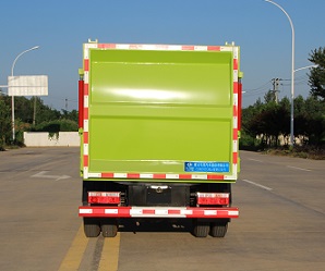 程力威牌CLW5070TCAKL6型餐廚垃圾車 程力威牌CLW5070TCAKL6型餐廚垃圾車