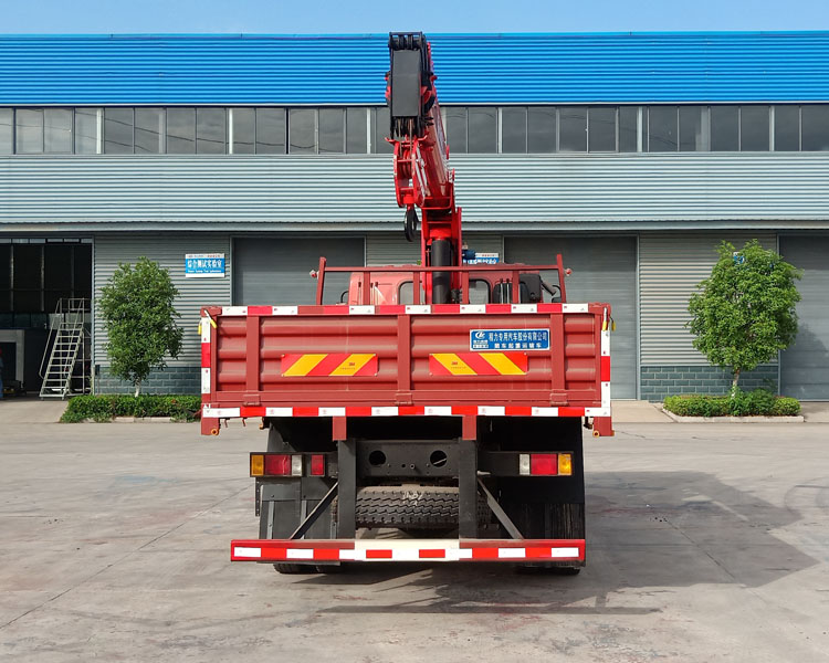 程力威牌CLW5140JSQ6SZ型隨車起重運(yùn)輸車 程力威牌CLW5140JSQ6SZ型隨車起重運(yùn)輸車
