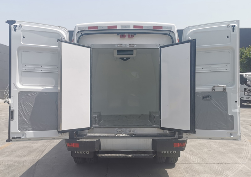 程力牌CL5040XLCNDP6型冷藏車 程力牌CL5040XLCNDP6型冷藏車