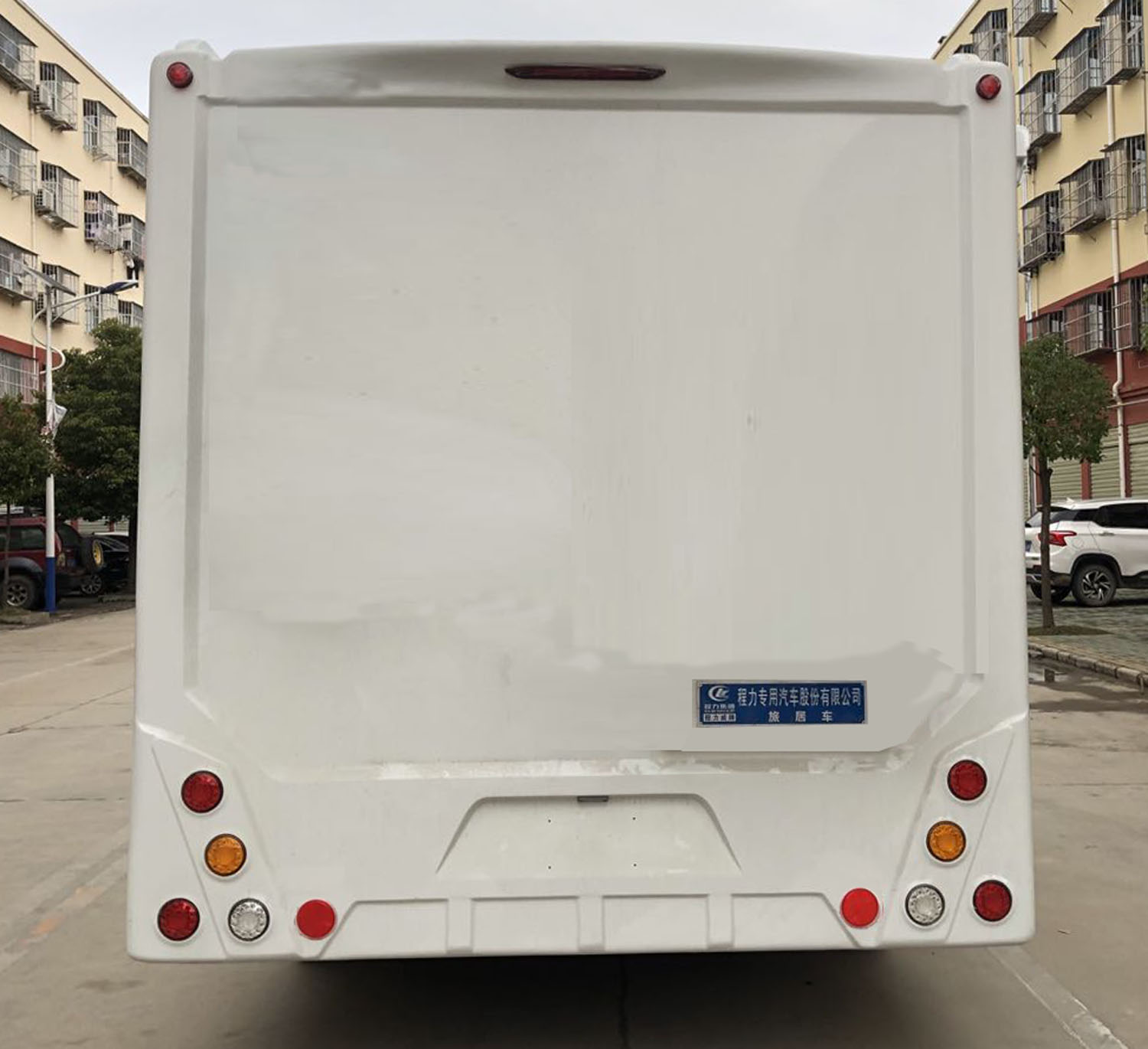 程力威牌CLW5040XLJ6DP型旅居車 程力威牌CLW5040XLJ6DP型旅居車