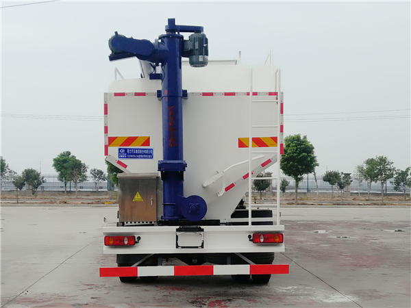 程力牌CL5180ZSLCX6型散裝飼料運輸車 程力牌CL5180ZSLCX6型散裝飼料運輸車