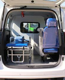 程力威牌CLW5020XJHCD6型救護(hù)車 程力威牌CLW5020XJHCD6型救護(hù)車