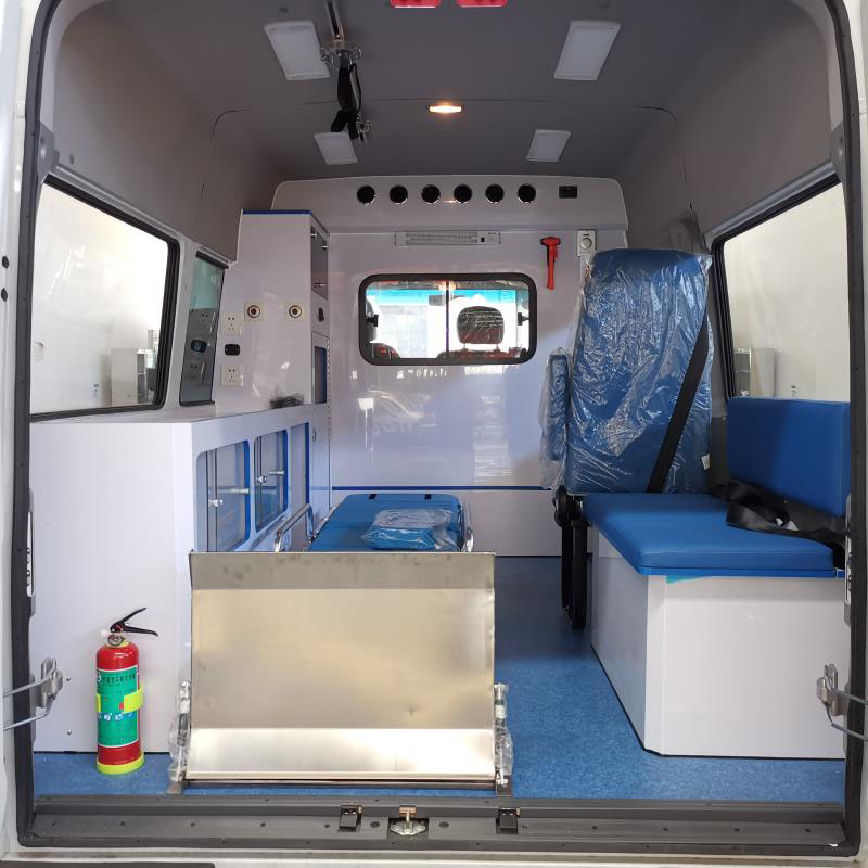 程力牌CL5048XJH6YS型救護(hù)車 程力牌CL5048XJH6YS型救護(hù)車